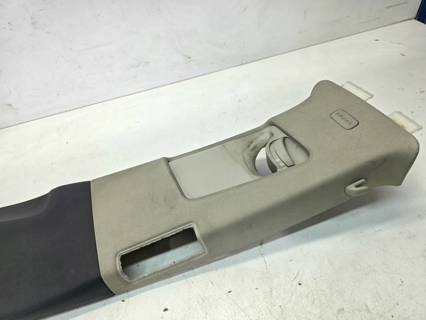 Blende Abdeckung SLUPKA rechts AUDI Q7 4L 4L0867294