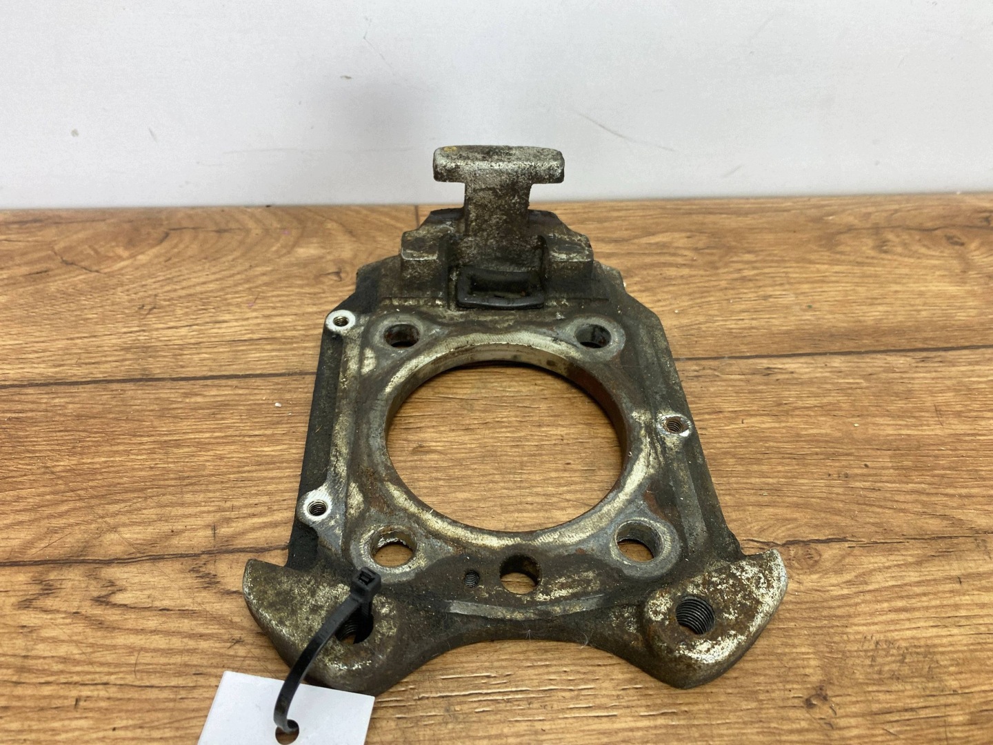 swing rear holder bebna left Jeep Wrangler JL 2018+ 2.0T 4xe