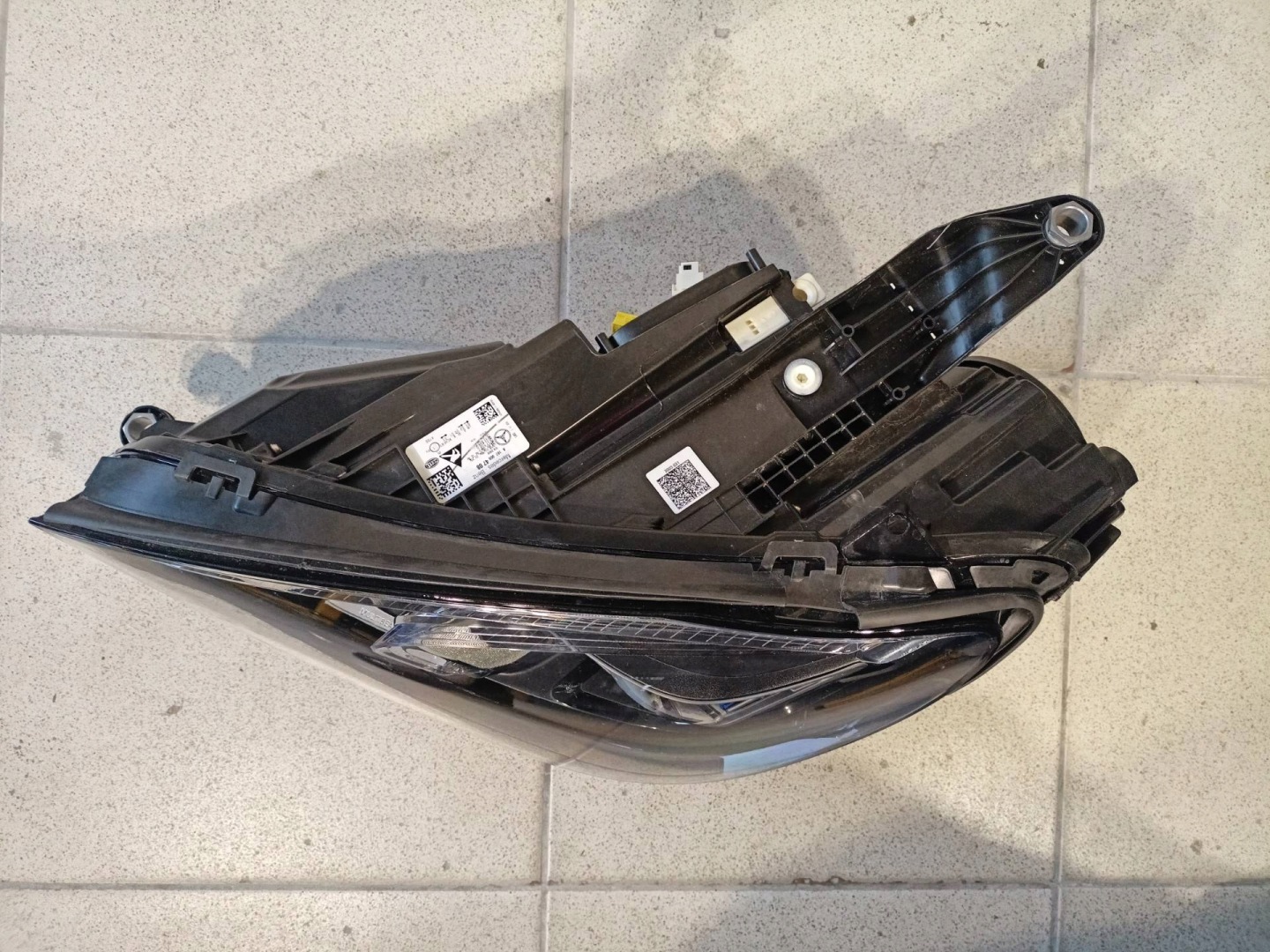light front left side Mercedes-Benz GLE A1679064708