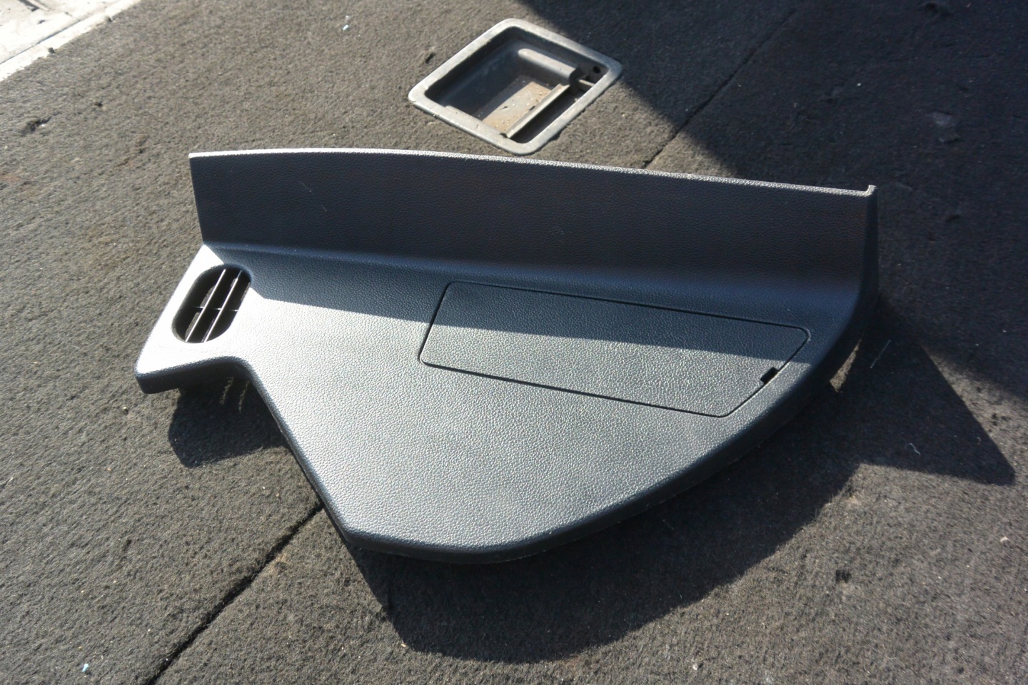 spoiler of the dashboard right left KPL MERCEDES R W251