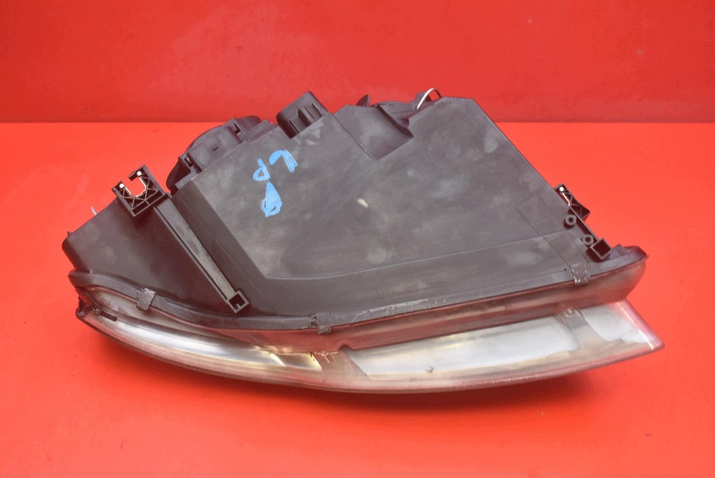 REFLEKTOR left light front EU 8E0941003AJ AUDI A4 B7 04-08
