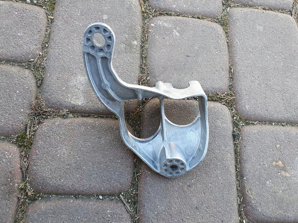 Support plaque linek Engrenage Opel Astra K V 55503502