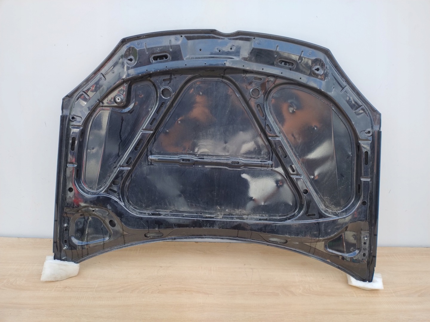 VW GOLF 5 V hauba oštećeno tučom, ledom original 1K0823031