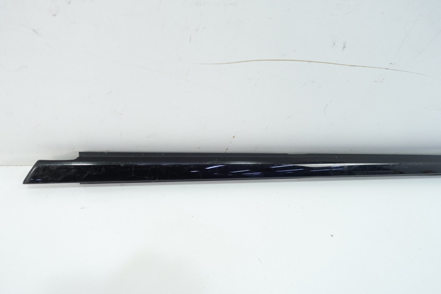 moulding dust VW TOUAREG 7P0 7P0837477F