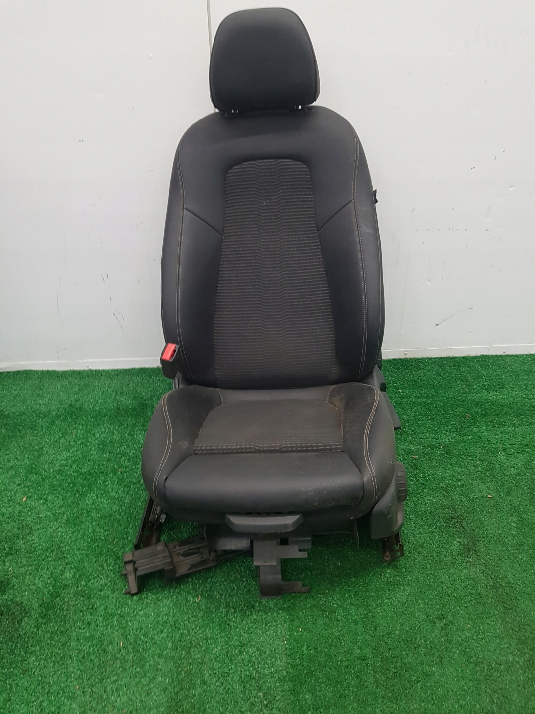 Siège Chauffeurs MERCEDES-BENZ B KLASA W247