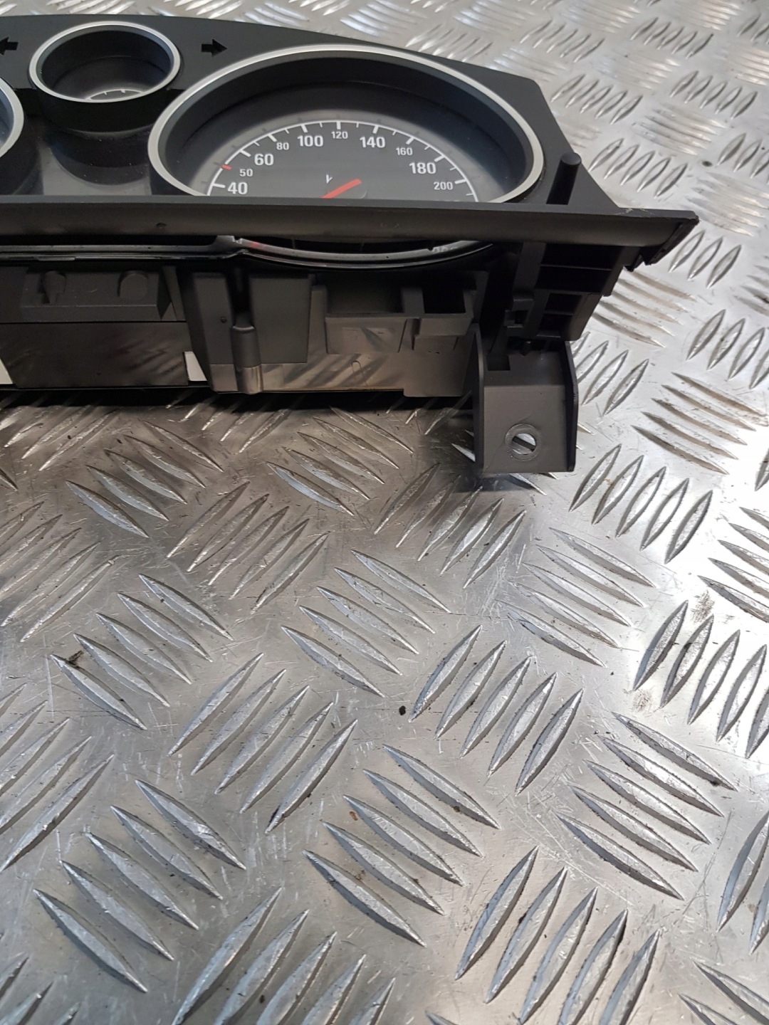dials dials 13172010RA OPEL ASTRA H 1.6B EUROPA