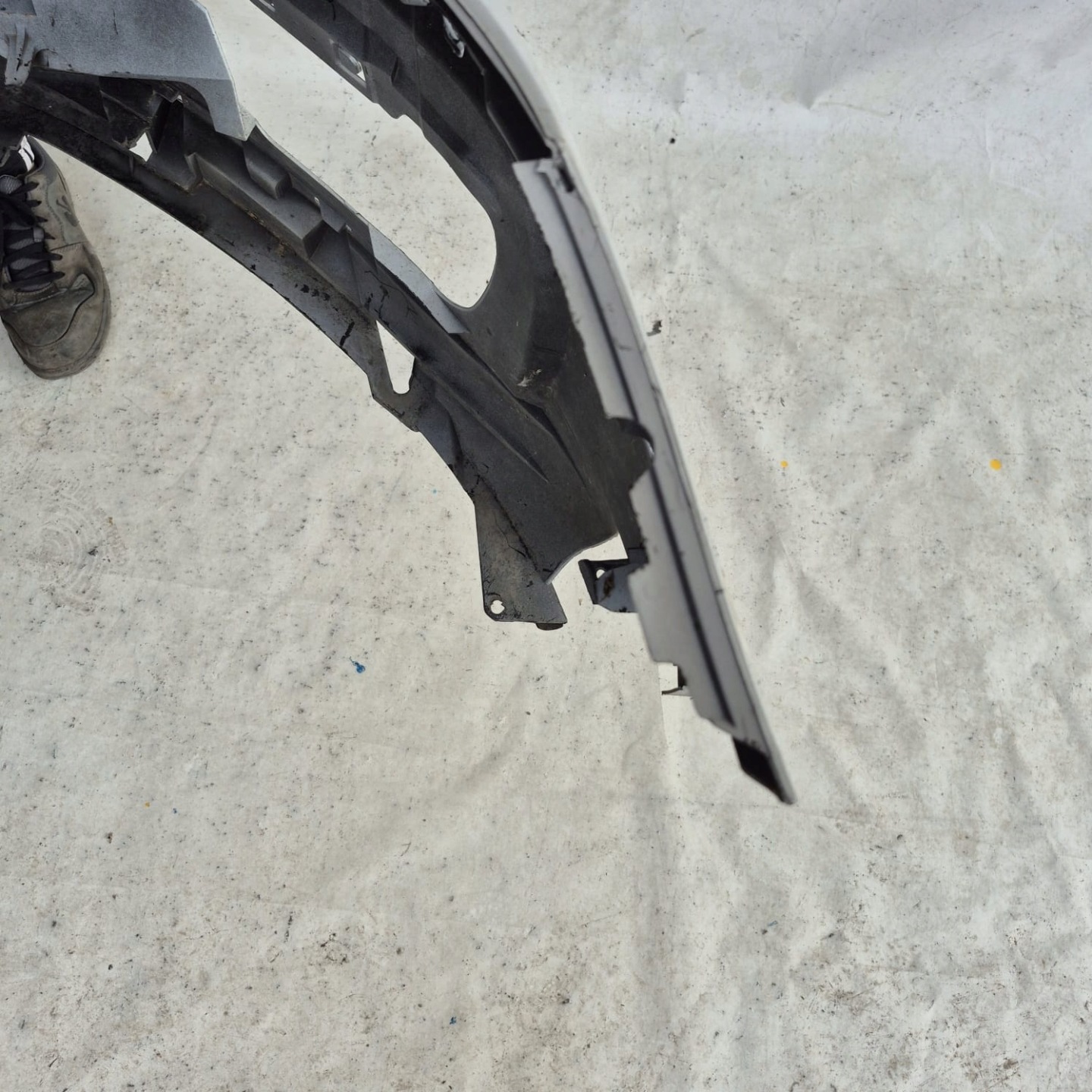 VOLVO XC70 II 2 07-16 bumper front front washer