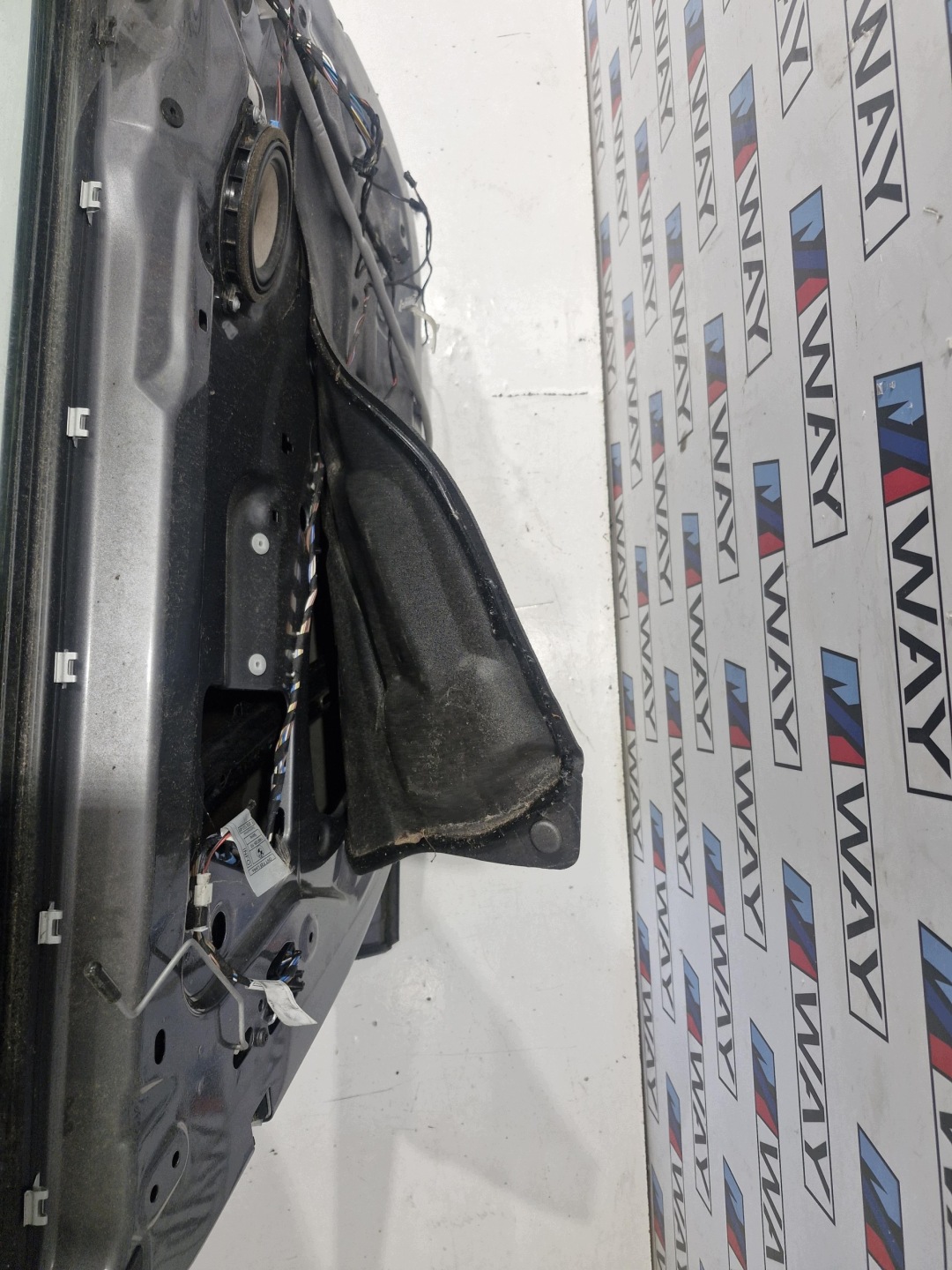 BMW X3 F25 door left left front A52