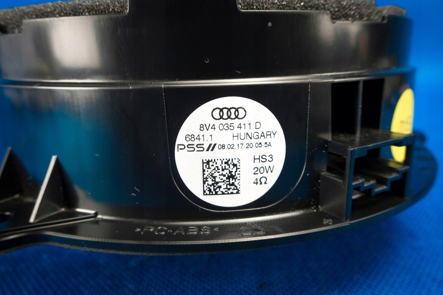 speaker niskotonowy rear part Audi A8 4N D5 8V4035411D