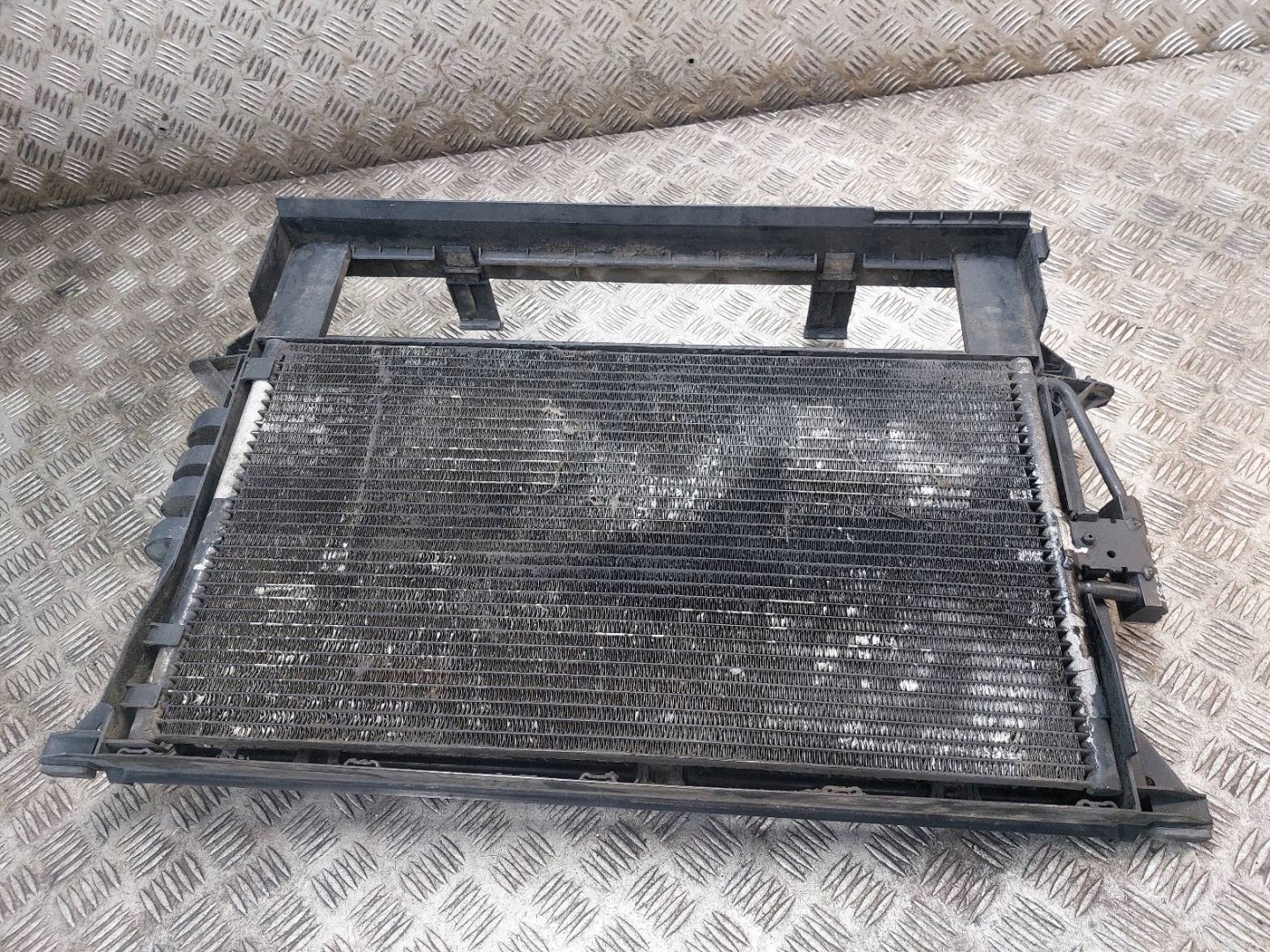 Radiateur climatisation BMW E39 2.0 D