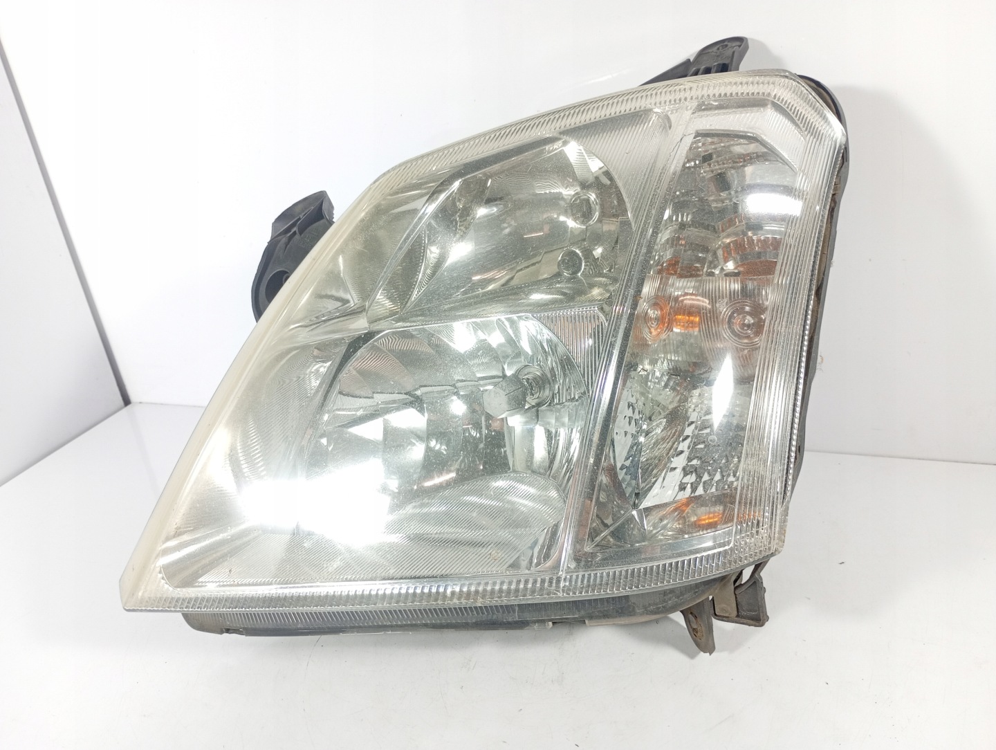 Opel Vectra C 02-08 REFLEKTOR light left front original OE 93321052