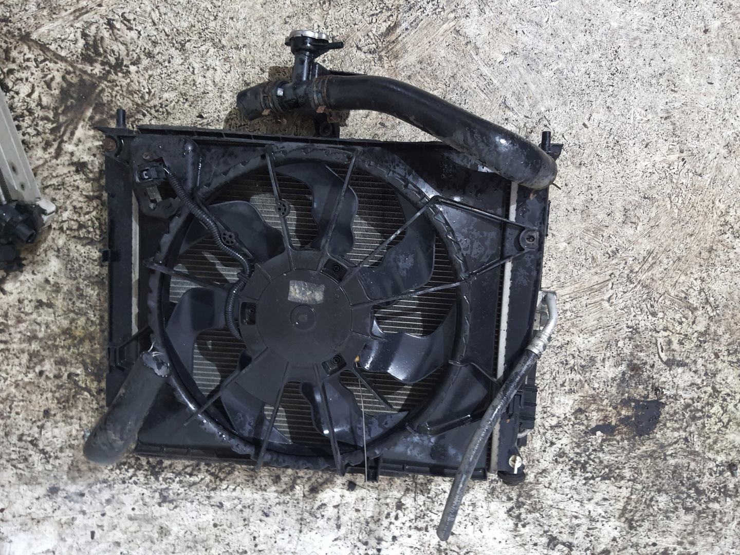 KIA SOUL and 08-11 support panel for radiators CRDI