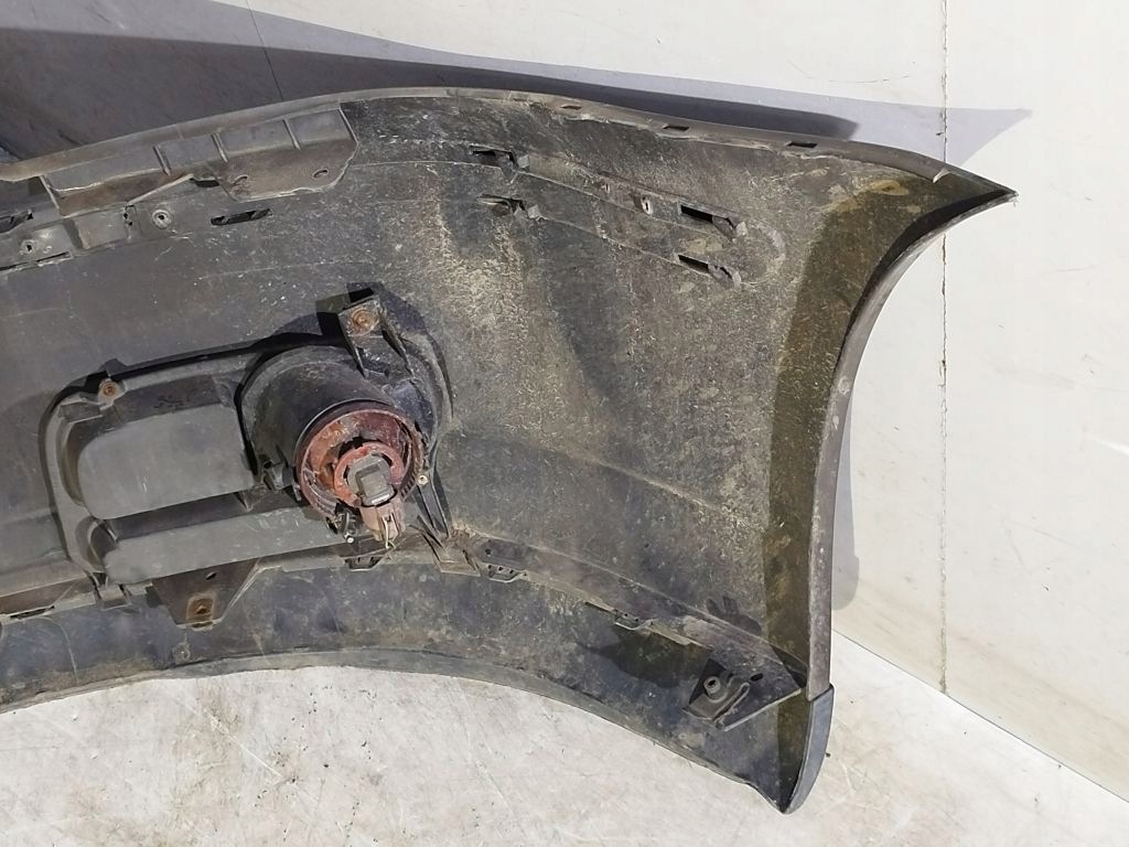 Toyota Avensis T25 II 2 bumper front front