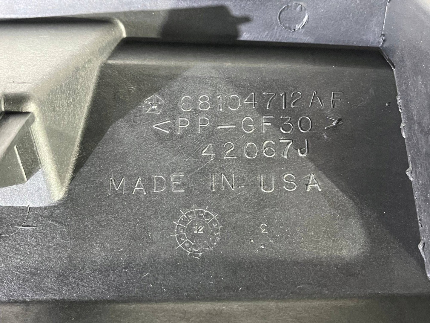 luftführung luftansaugkanal Dämpfer Original Dodge RAM 1500 2013-2018