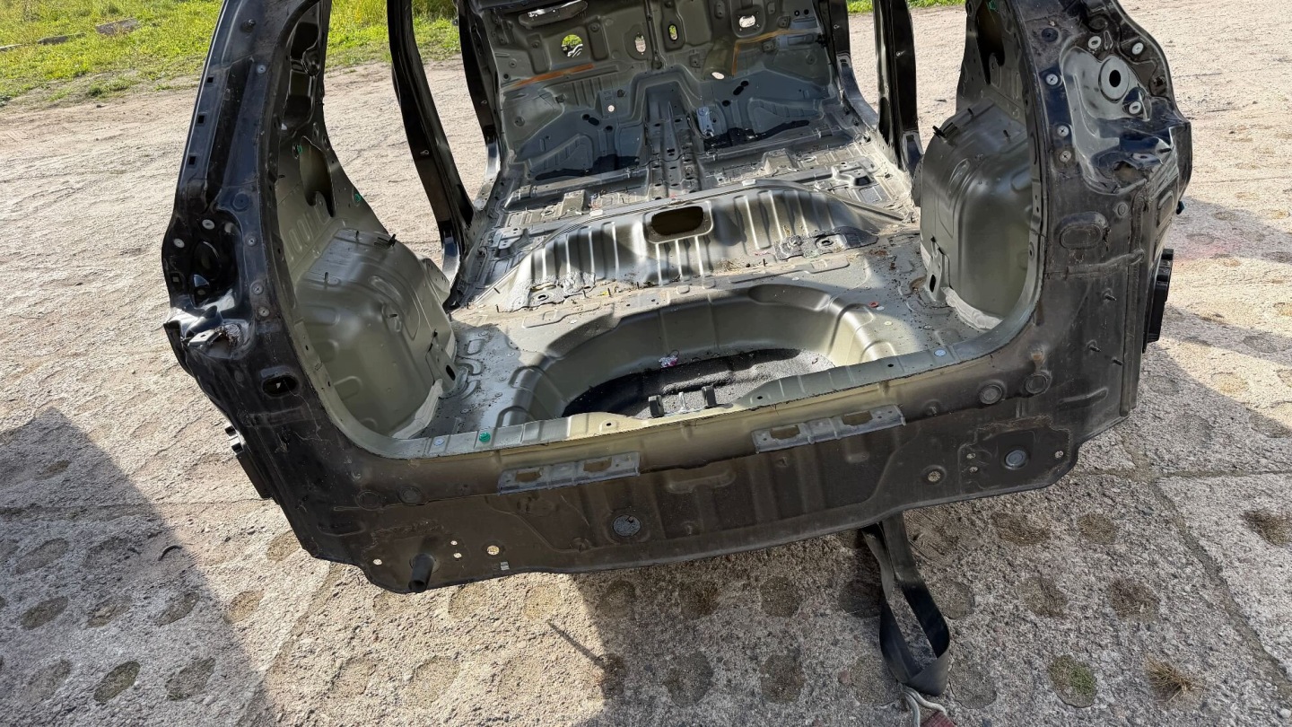 KIA NIRO EV rear panel floor boot sump 16-22 ABP