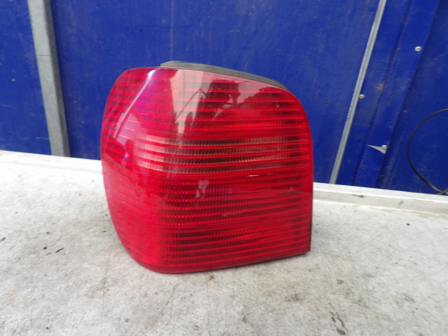 VW Polo 6N lift light rear left