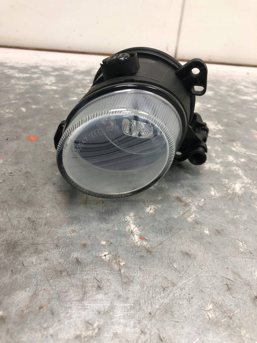 fog light left front MERCEDES W212 A2128200956
