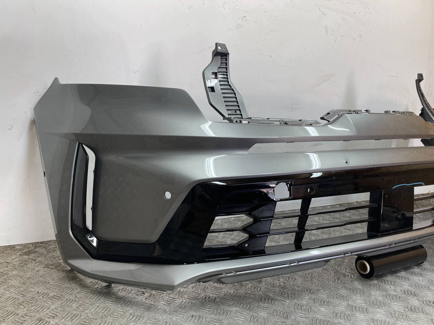 front bumper front KIA SORENTO 4 IV 20- 6 X PDC
