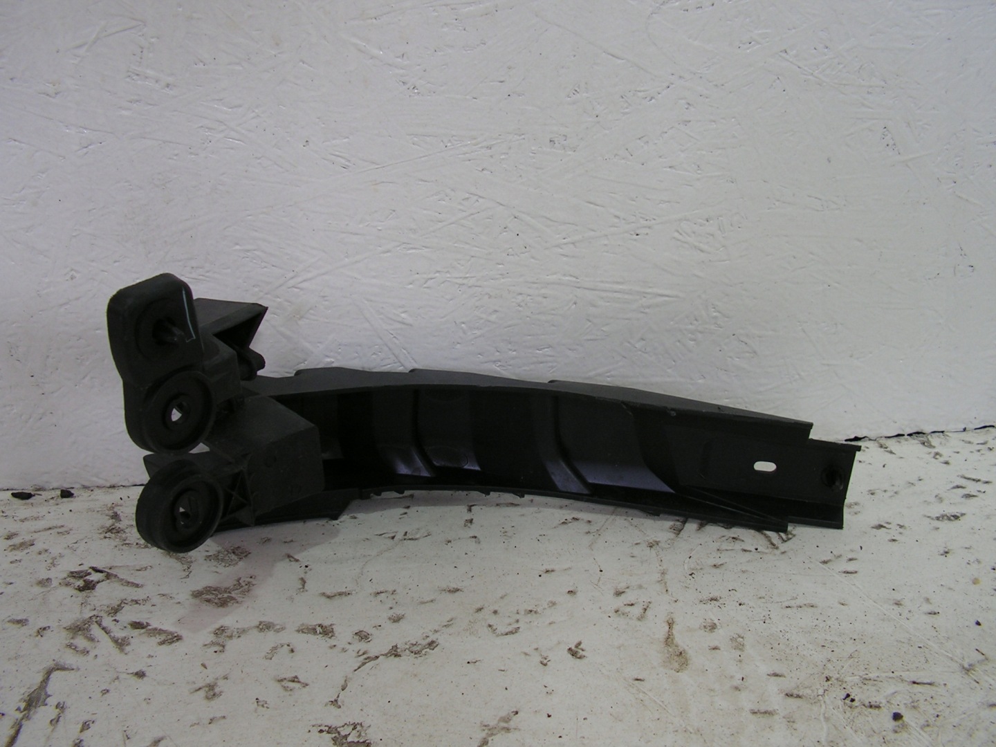 Jaguar F-Pace support right rear part HK83-17A881 AD
