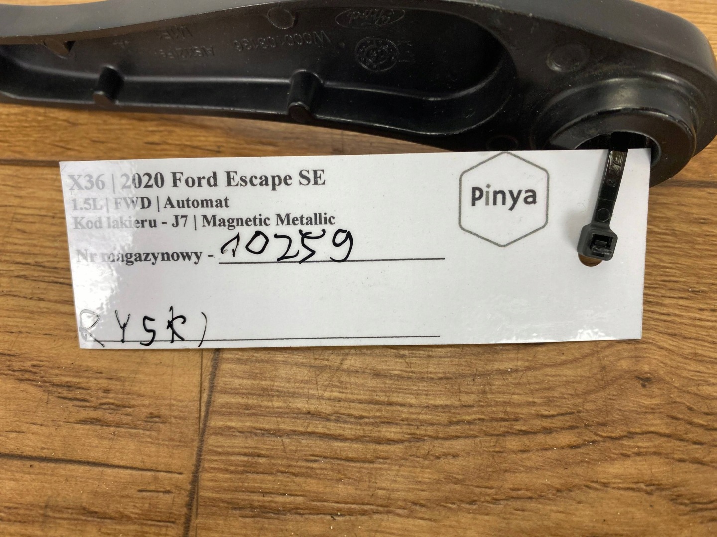 wiper arm windows Ford Escape IV Kuga MK3 2020+