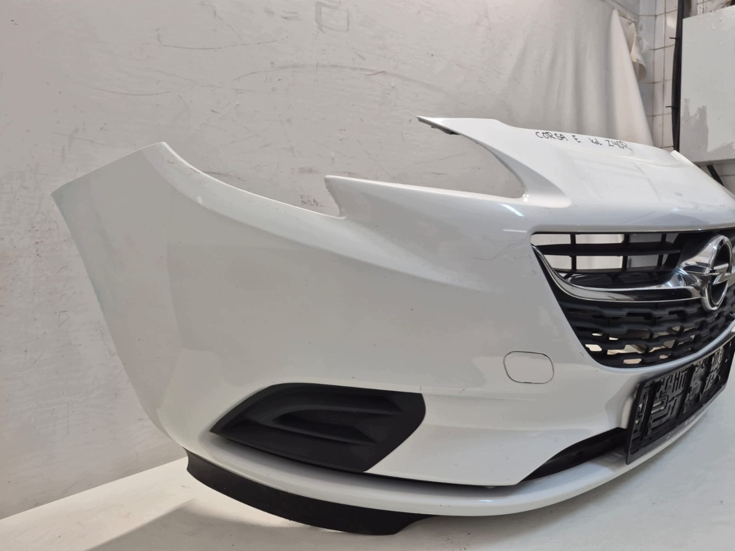 OPEL CORSA E 14-19 bumper front front without DZIUR 39003567
