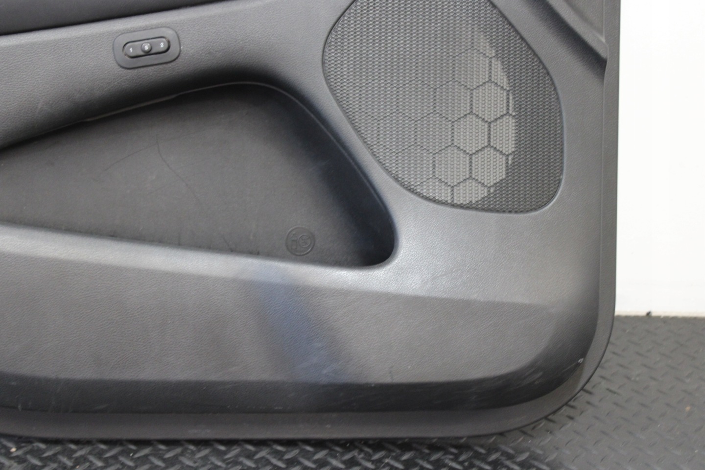 side upholstery door left front JEEP GRAND CHEROKEE WK2 LIFT