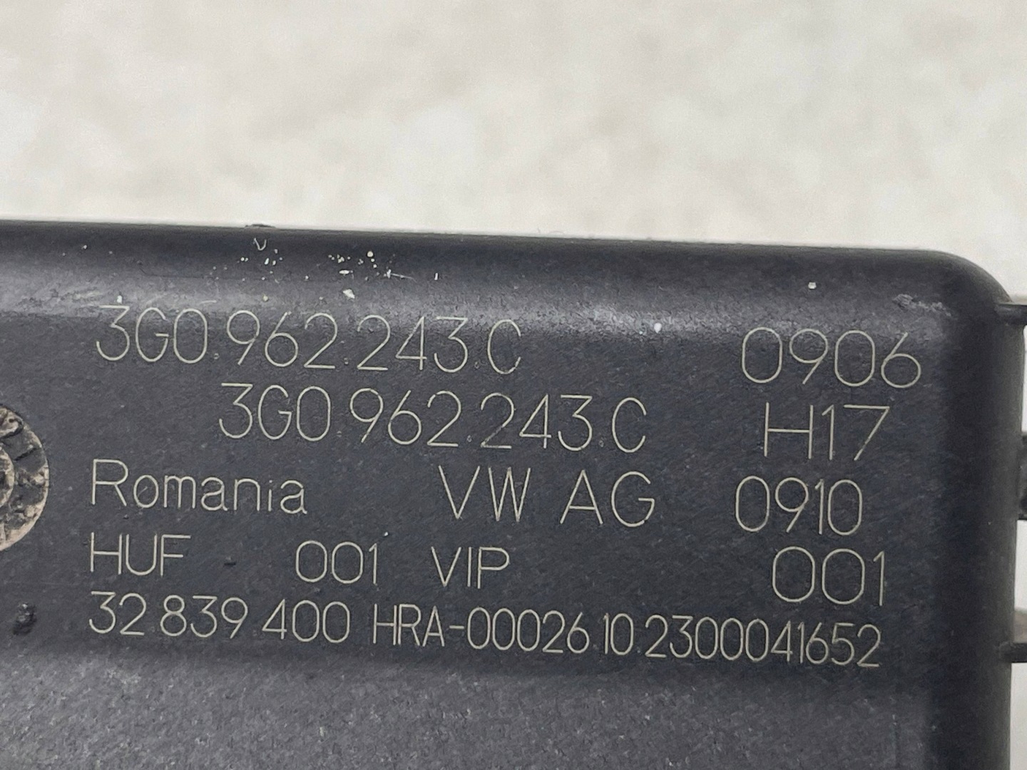 Module pour l’ouverture du capot VW AUDI PORSCHE 3G0962243C !J