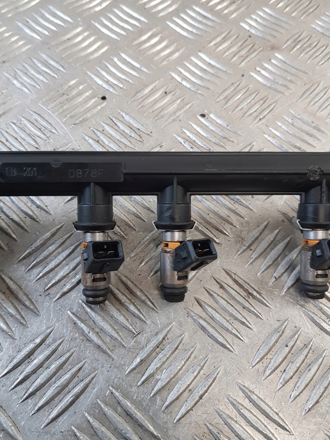 Rampe injection Injecteurs CB261 FIAT PUNTO 1.4B 08R