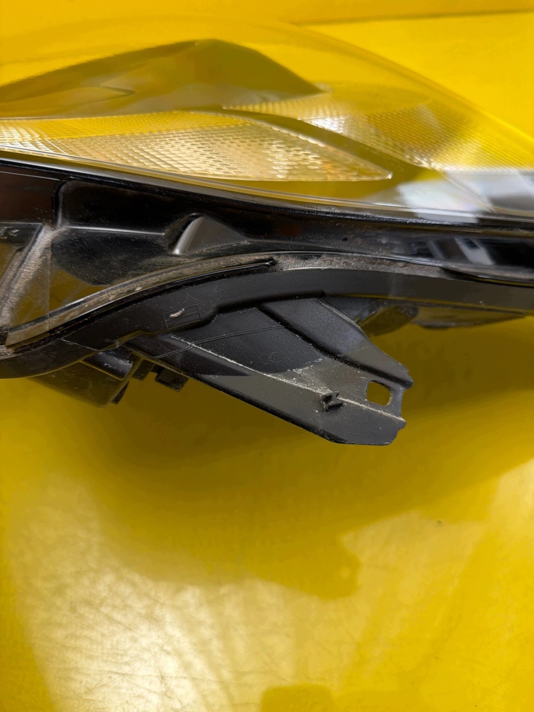 light left front Opel Corsa E 2014-2019 Zwykla 1EF011830-01