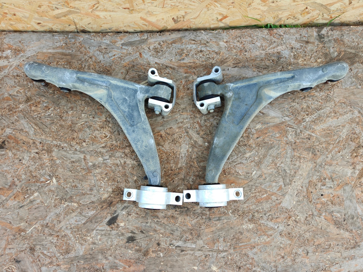 arm front front left VOLVO XC60 XC 60 2 II LIFT XC90 XC 90 2022 year