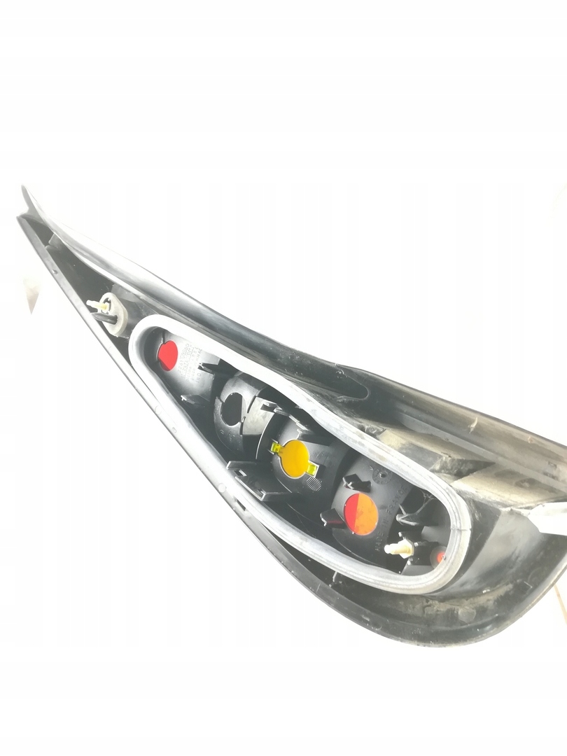 light rear RENAULT LAGUNA and (B56_. 556_) 1.8 (B56S/T/0) right VALEO
