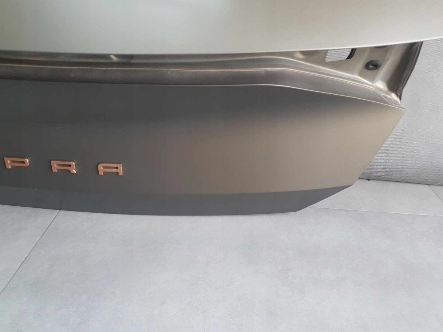 Cupra Formentor trunk door boot window 5FF845051C LS8A