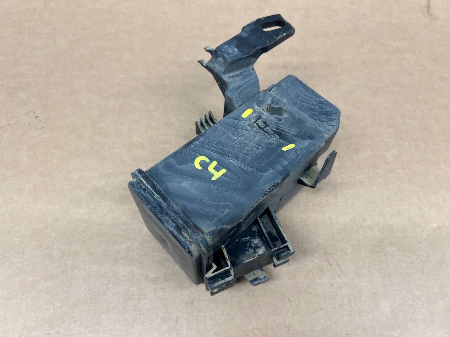 Citroen C4 SpaceTourer 1.2 THP carbon filter 9675627480