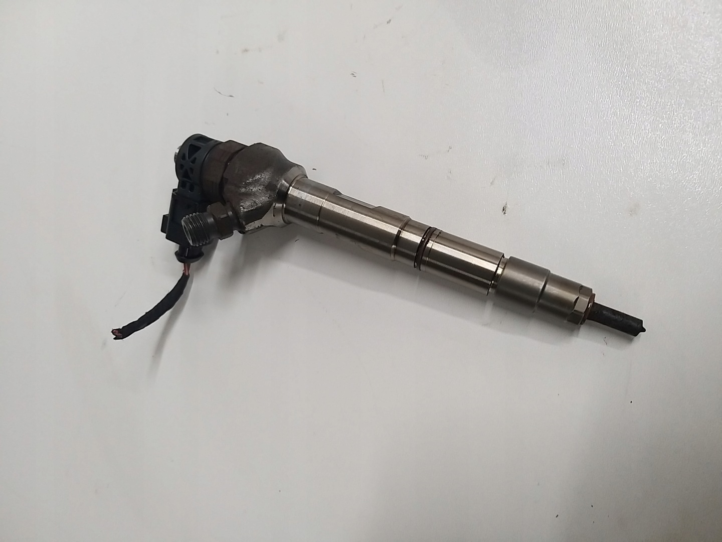 VW GOLF VII PASSAT B8 OCTAVIA III 2.0 TDI nozzle injector 04L130277AC