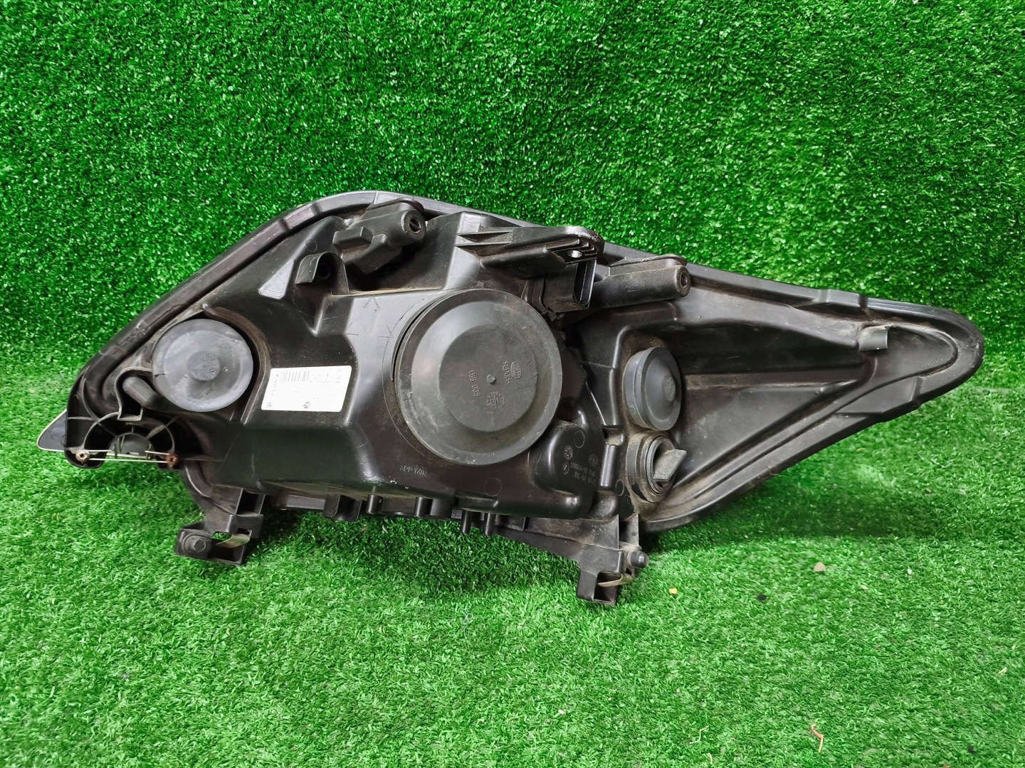 REFLEKTOR right front FORD KUGA MK1 08- NR.R1268