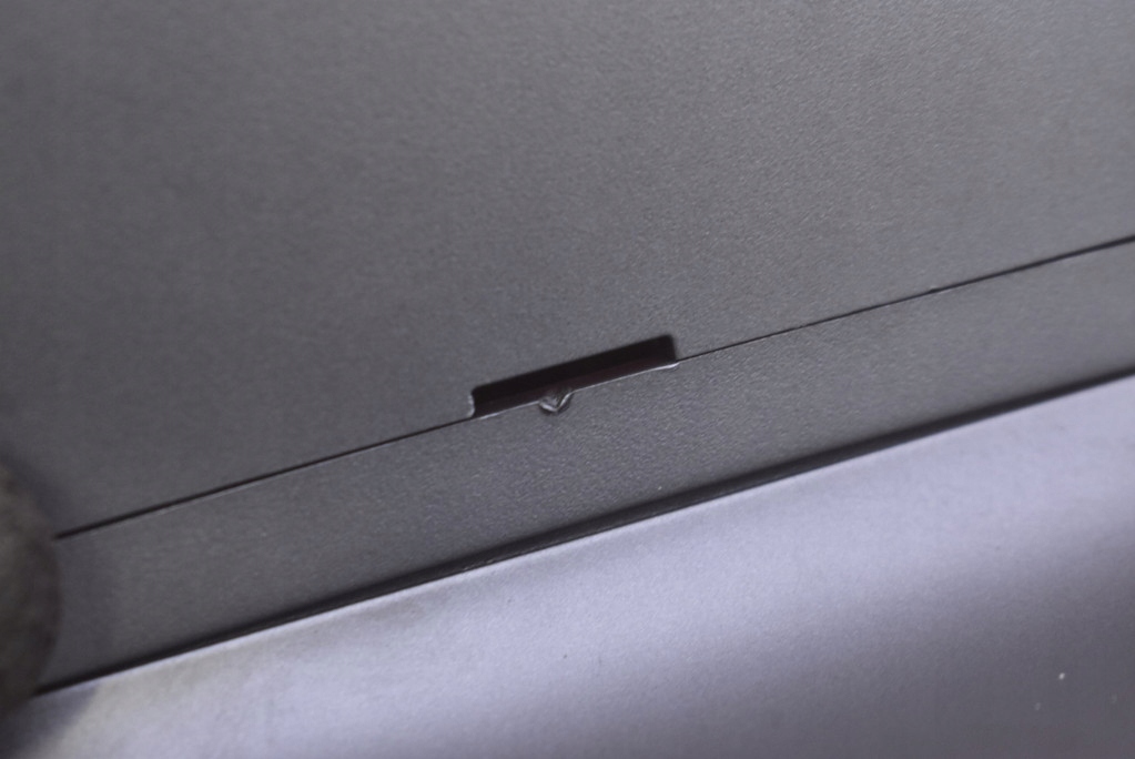 display CENTRALNY 1105487-00-F TESLA MODEL 3 17-21