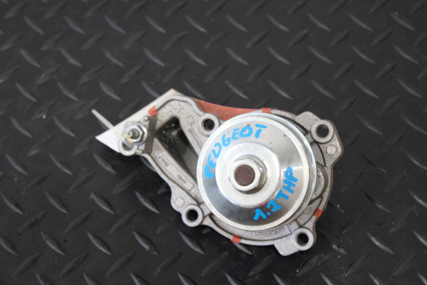 water pump PEUGEOT 9803094380