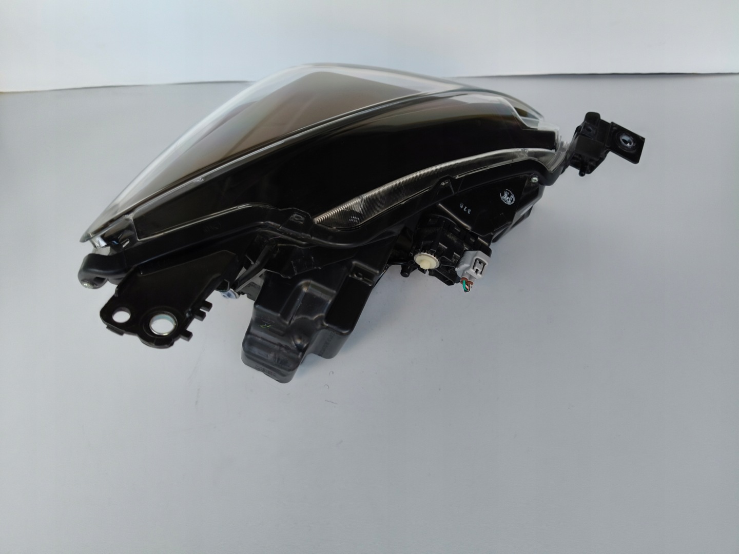 light left REFLEKTOR MAZDA 2 20- LIFT FULL LED 13 PIN
