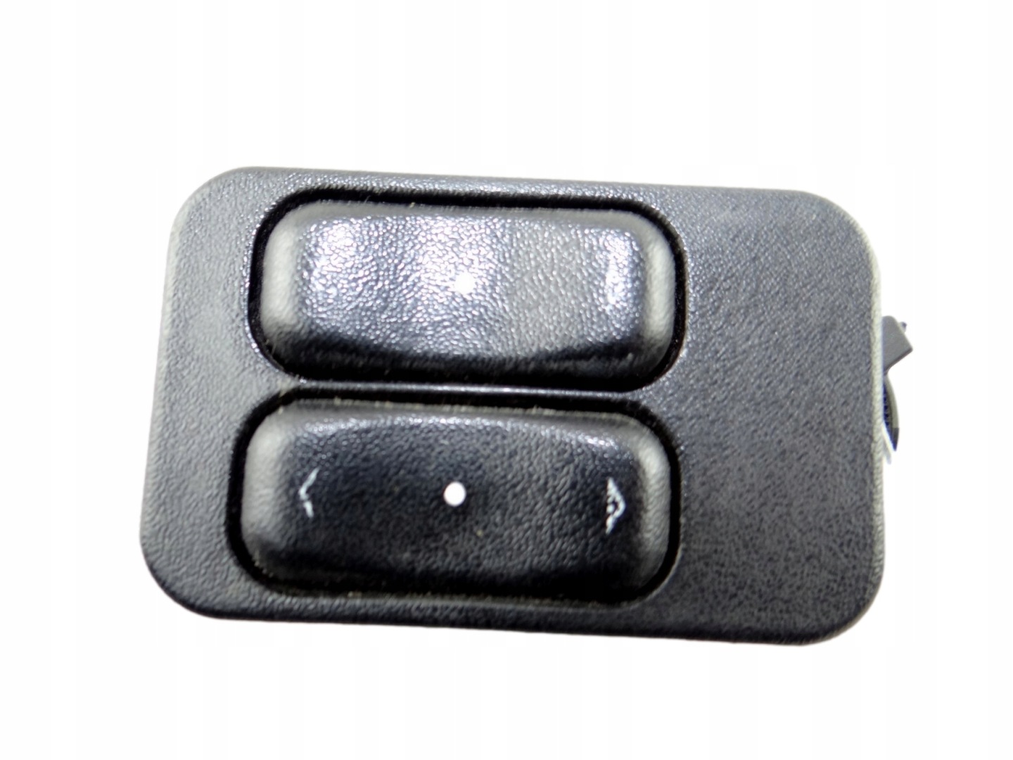 switch lifting of the window OPEL ASTRA 90 561 088