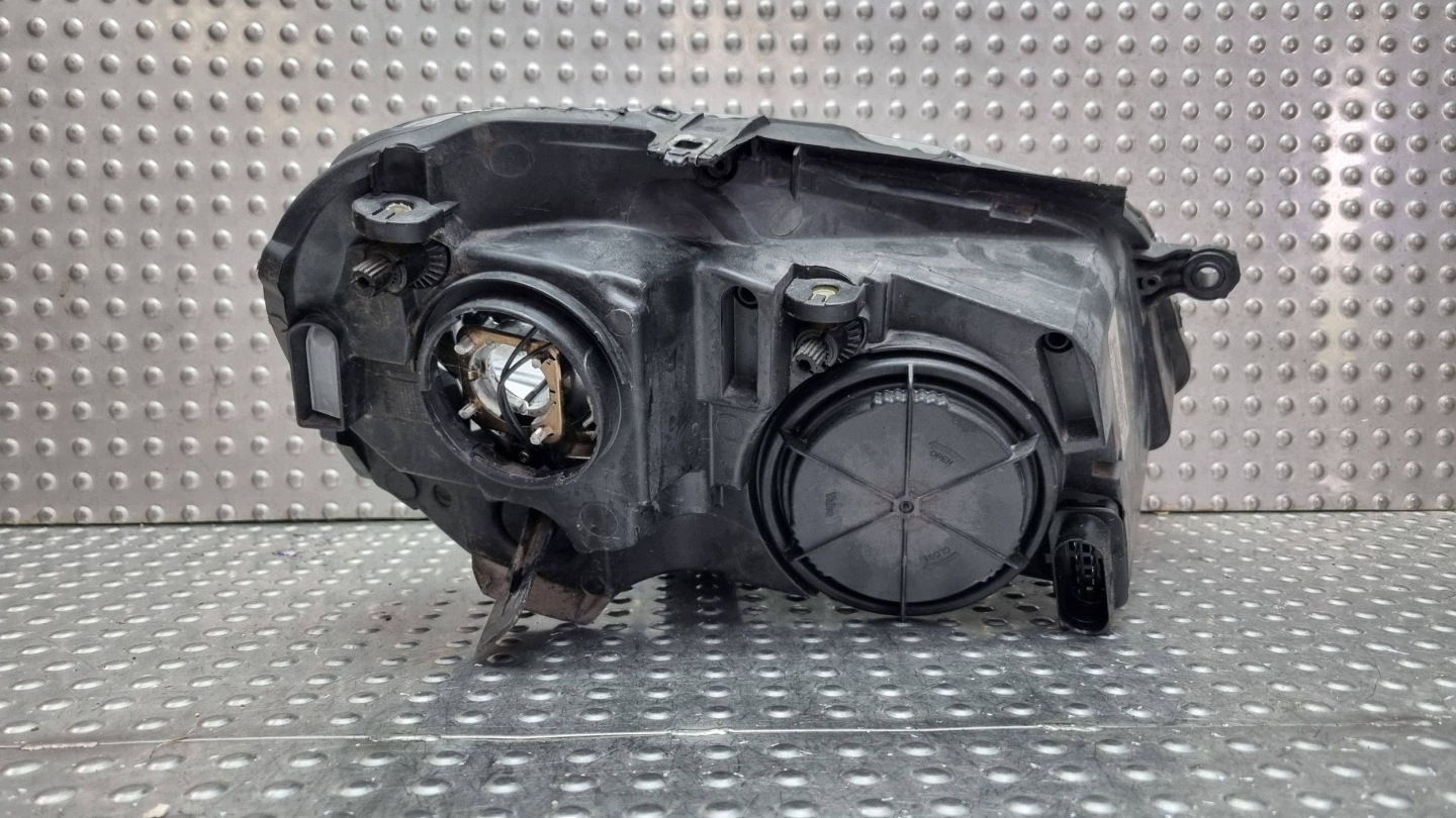 light REFLEKTOR left front 6Q1941007AT VW POLO IV 9N LIFT
