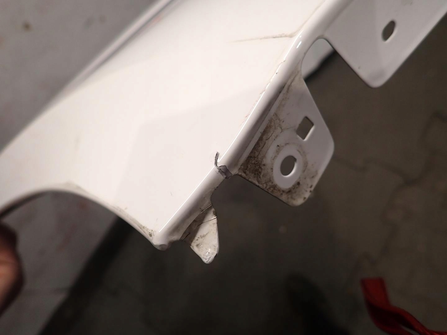 fender front front right VW T7 2021- HYBRYDA