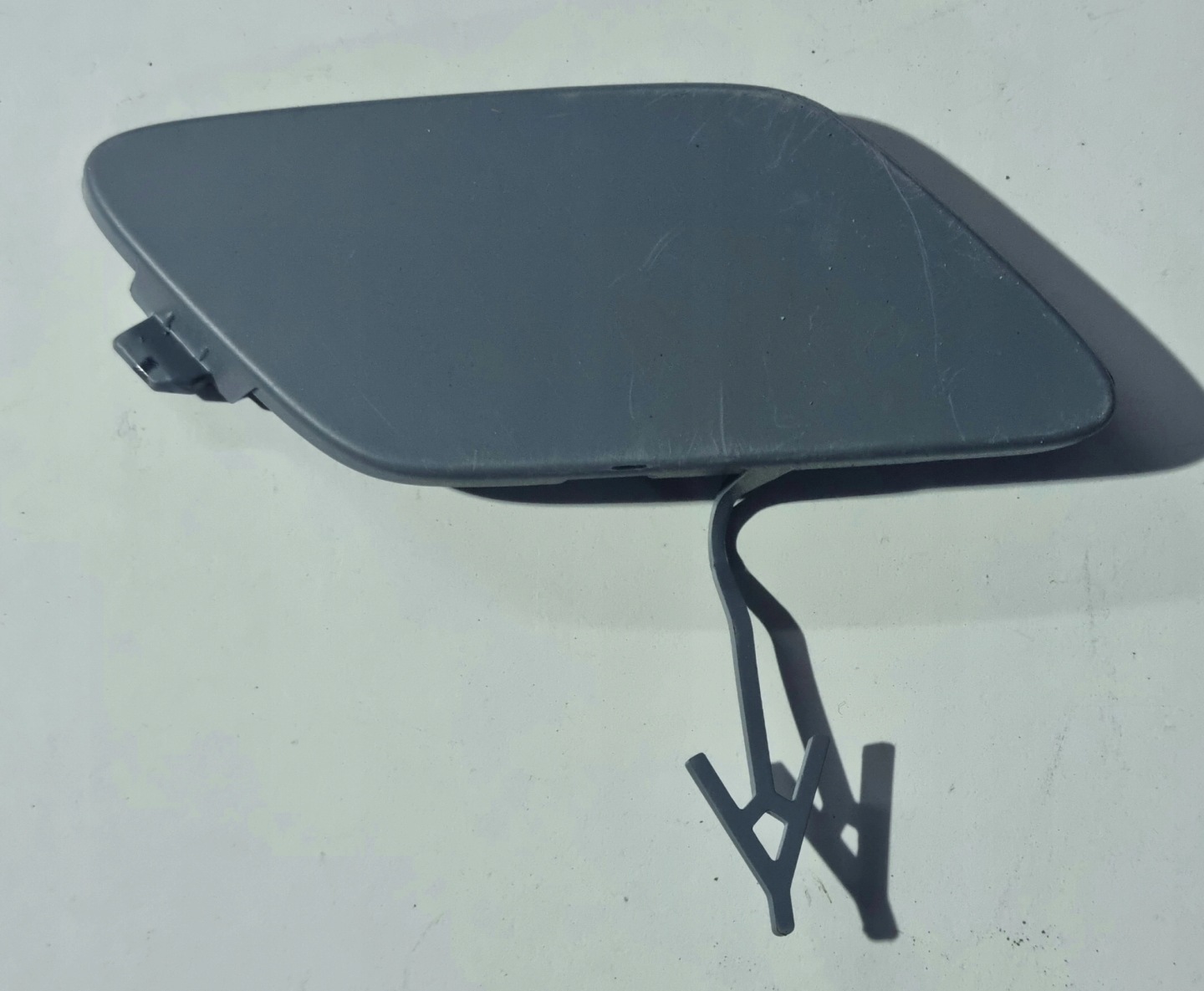 towing hook cap of a bumper front AUDI E-TRON
