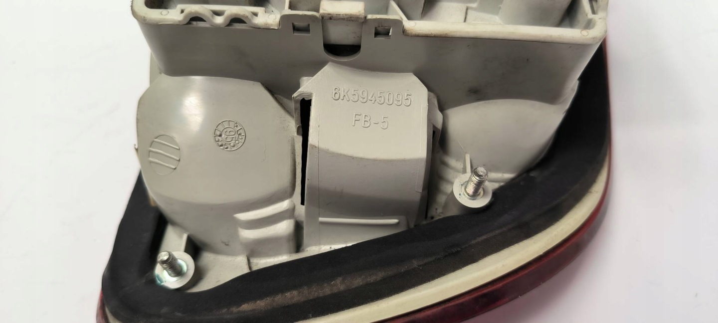 light left rear part W06K5945095 SEAT CORDOBA