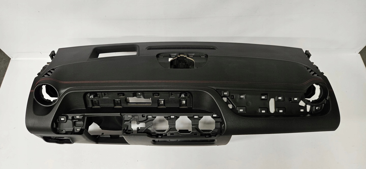 dashboard instrument panel cockpit MERCEDES B-KLASA W247 AMG