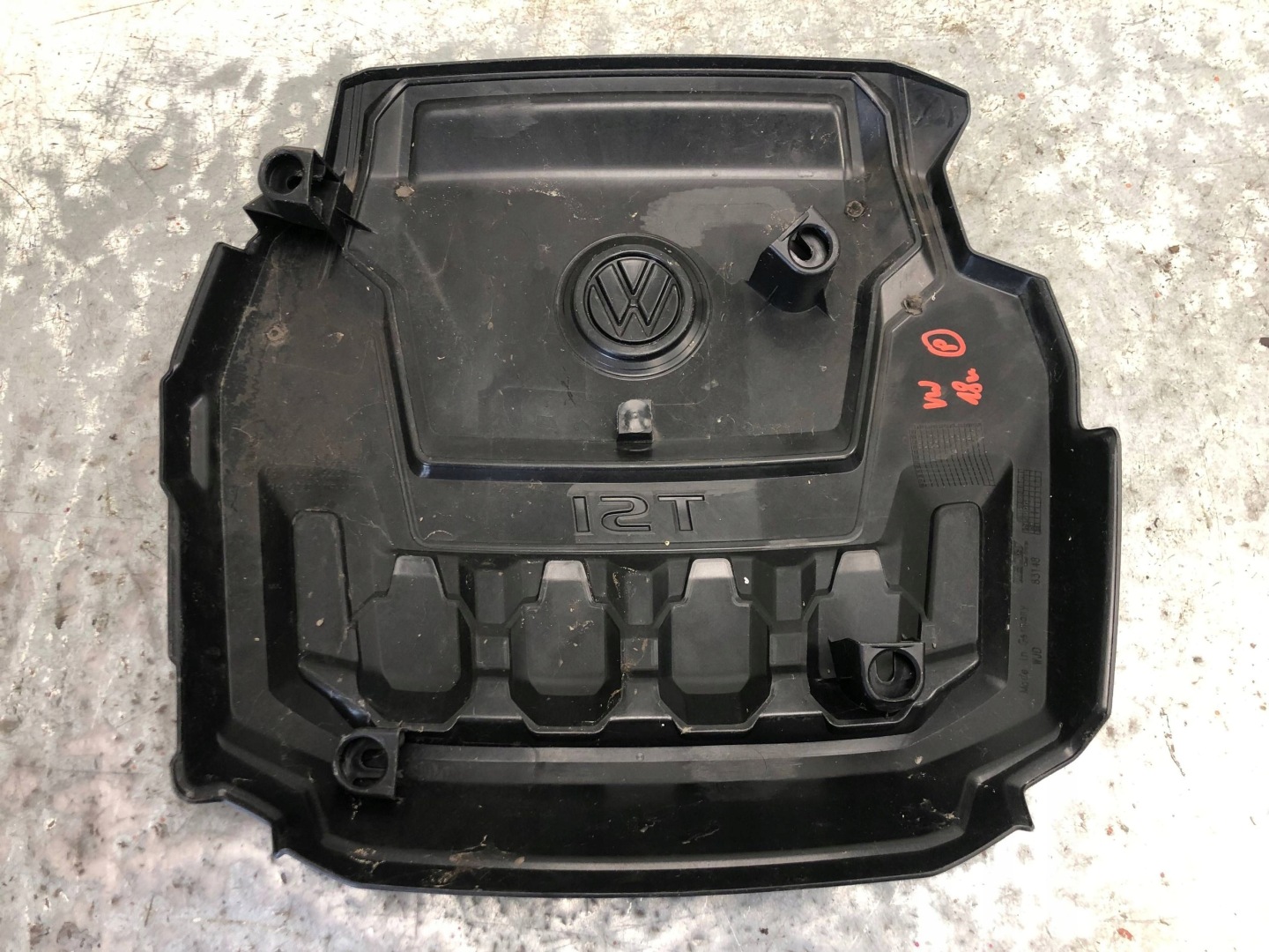 Abdeckung Blende Abdeckung DES MOTORS VW 06K103925CE