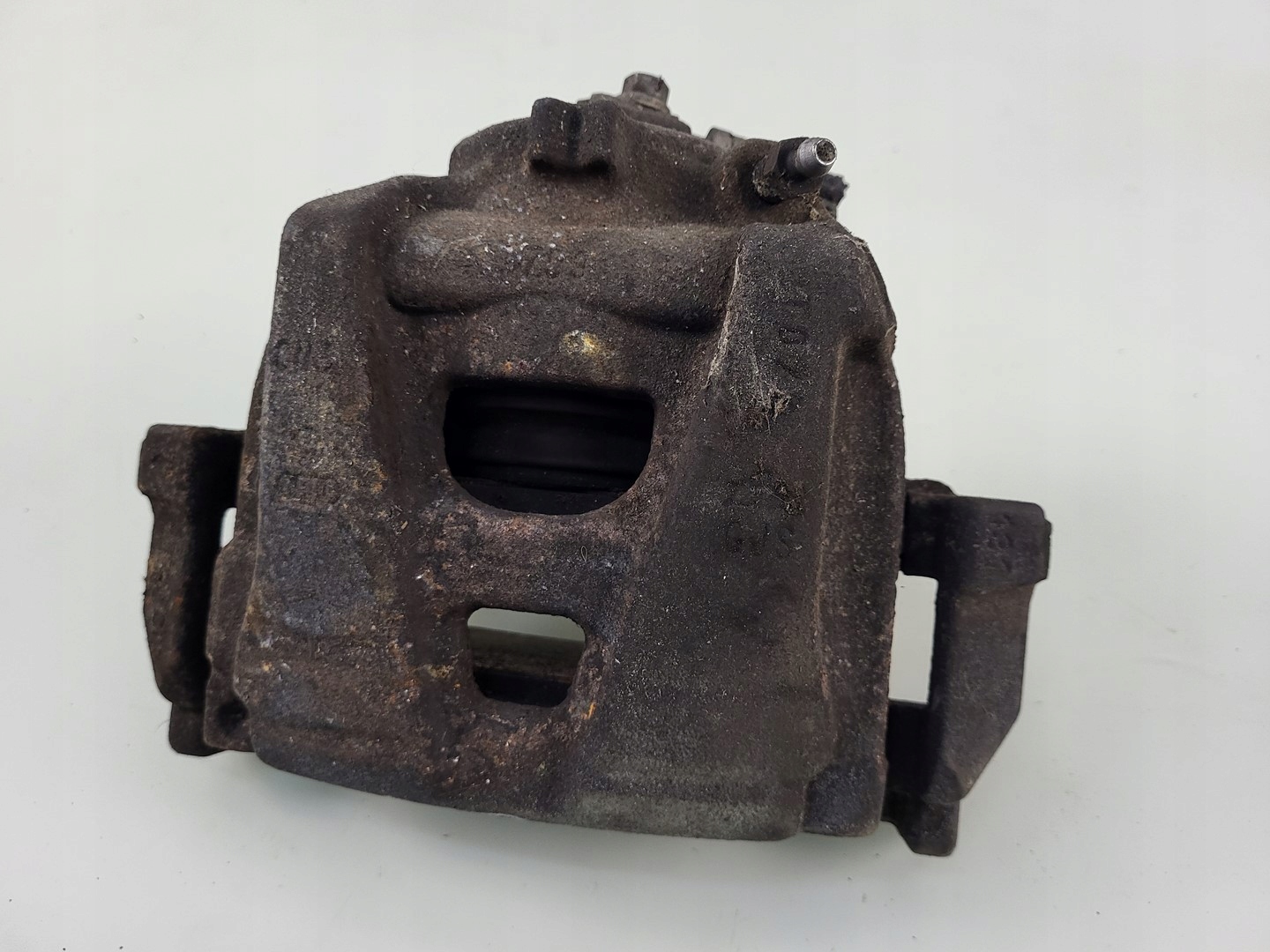 AUDI Q3 8U LIFT 1.4 TSI caliper brake left front