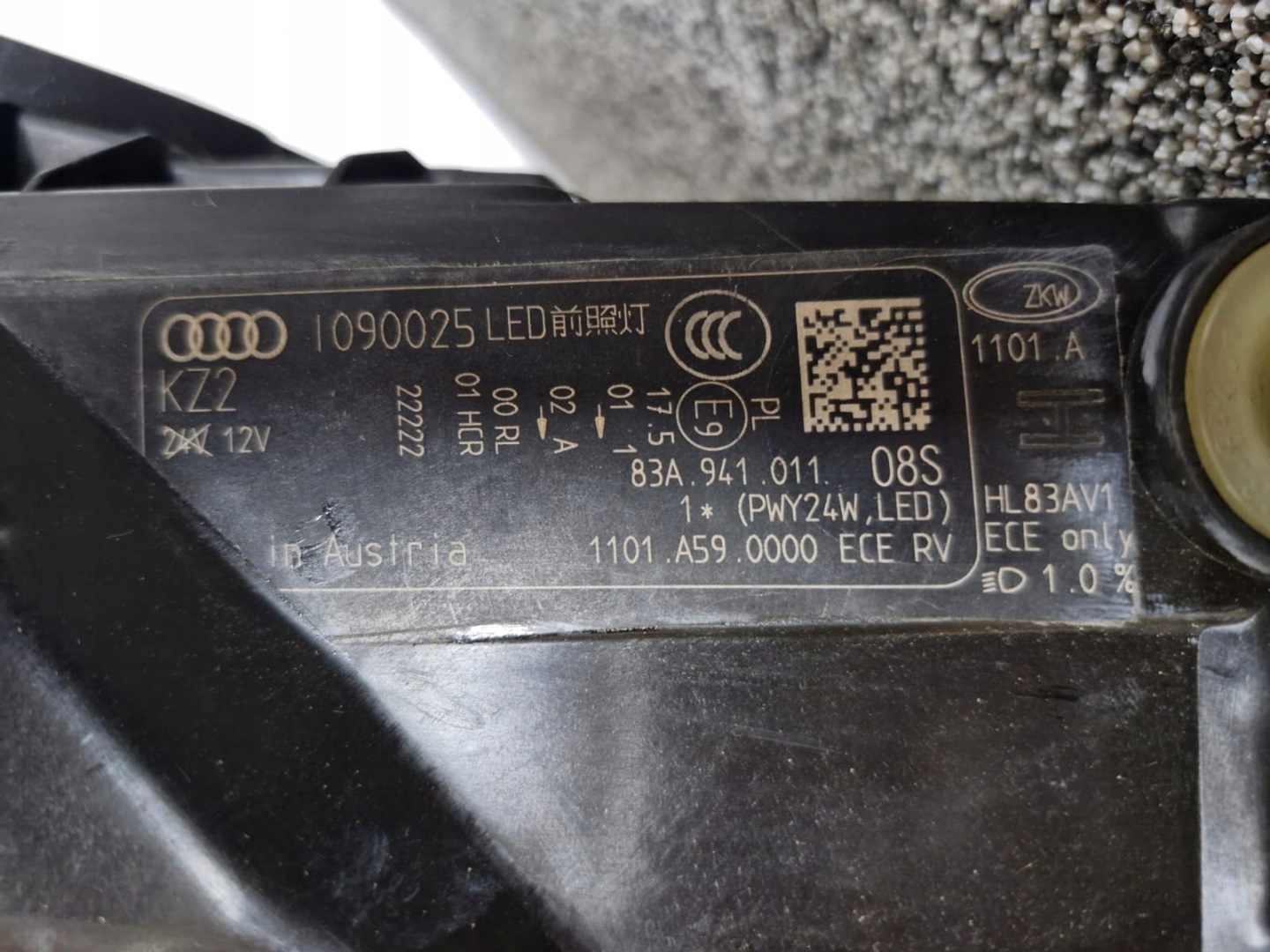 light left Audi Q3 83A FULL LED Zwykly LED