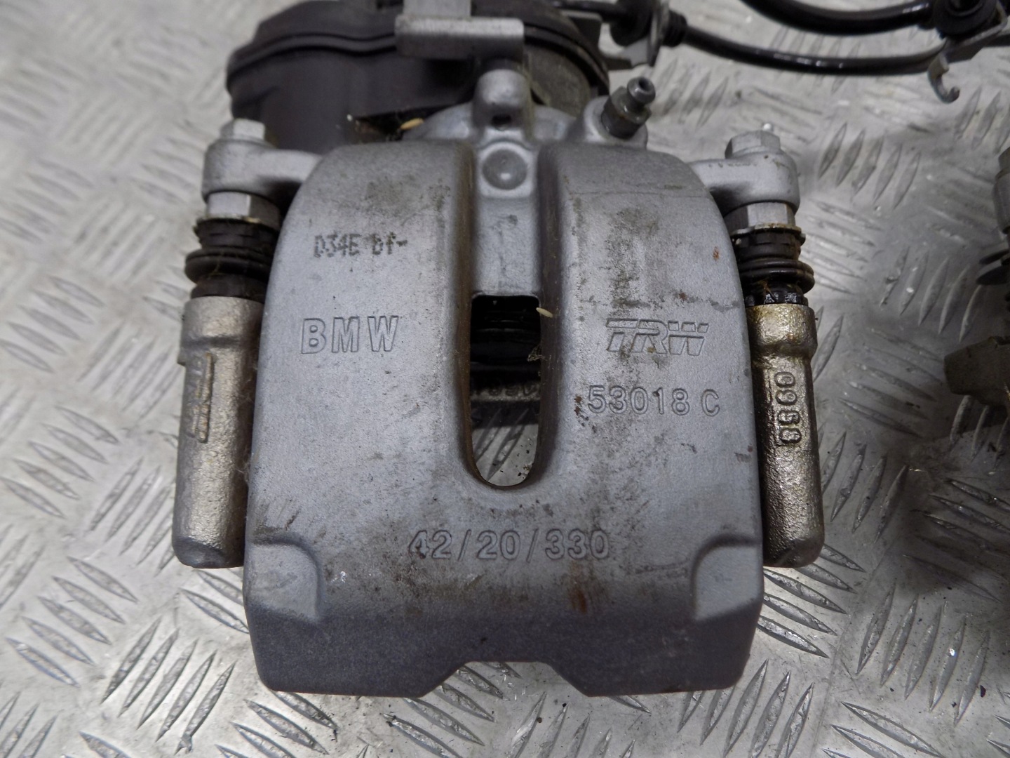 BMW G30 calipers brake left right rear part 42/20/330