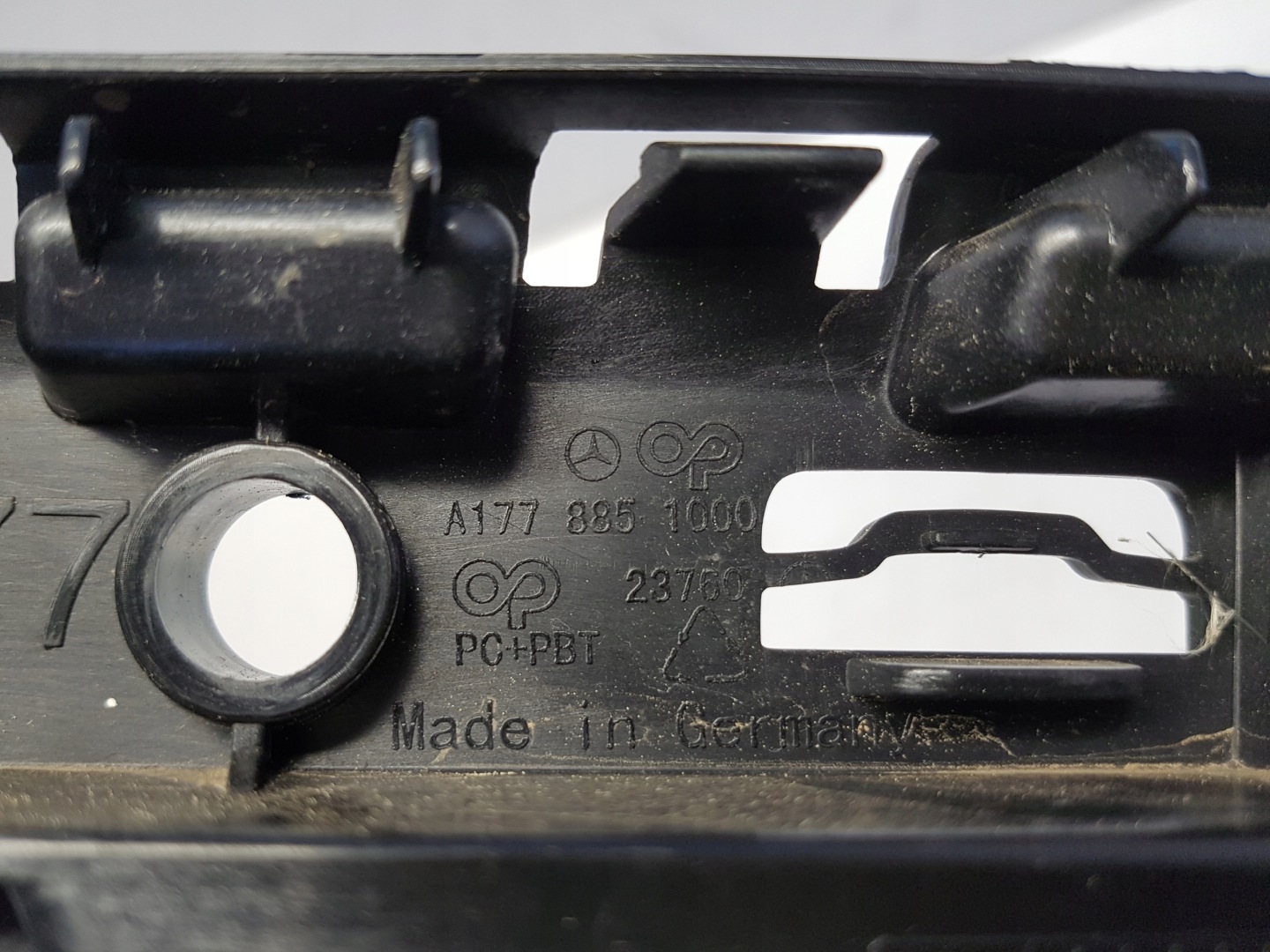 MERCEDES W177 sedan bumper bracket right rear part
