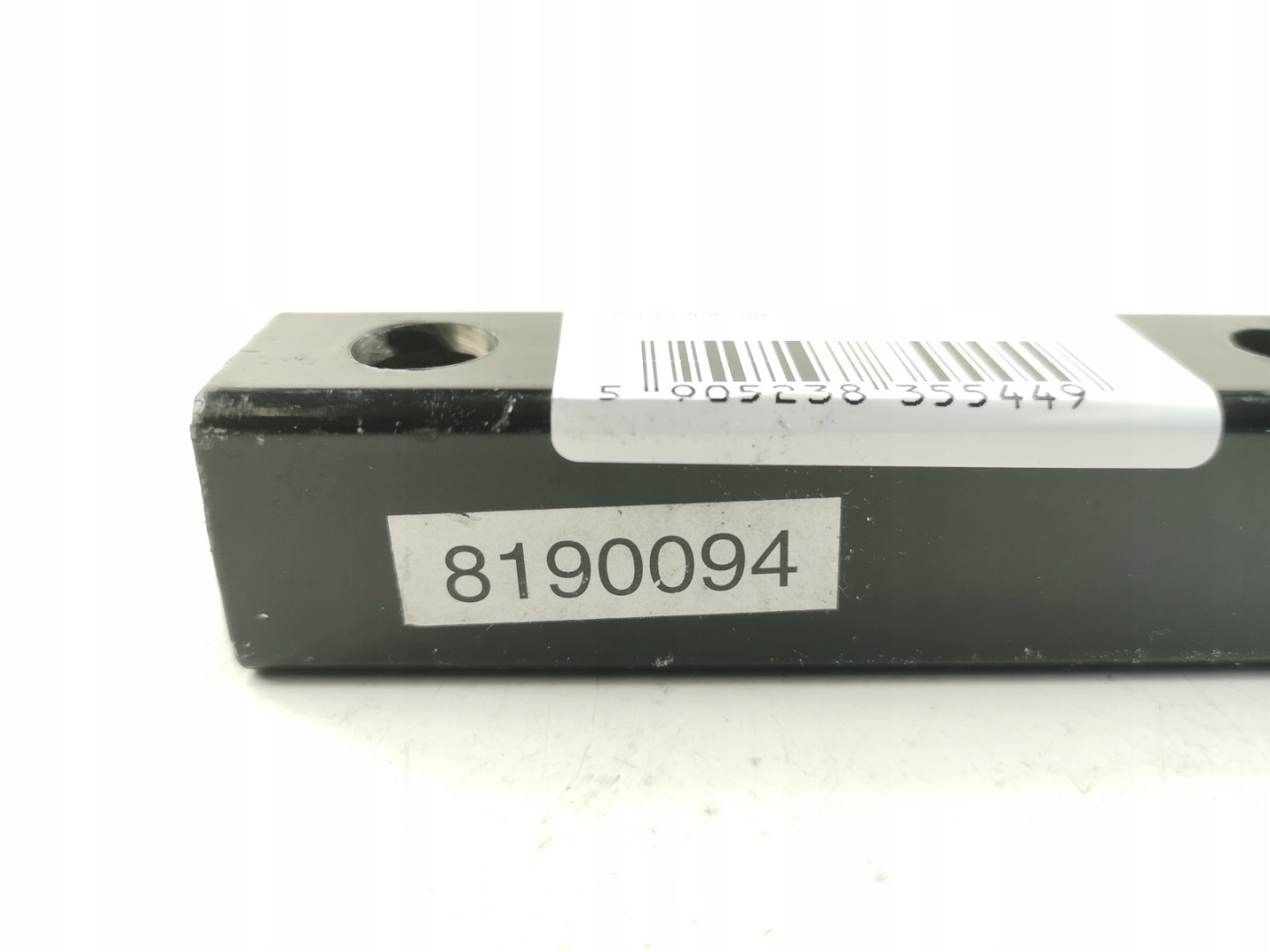 console/WYSIEGNIK SPOJLERA VOLVO / 8190094